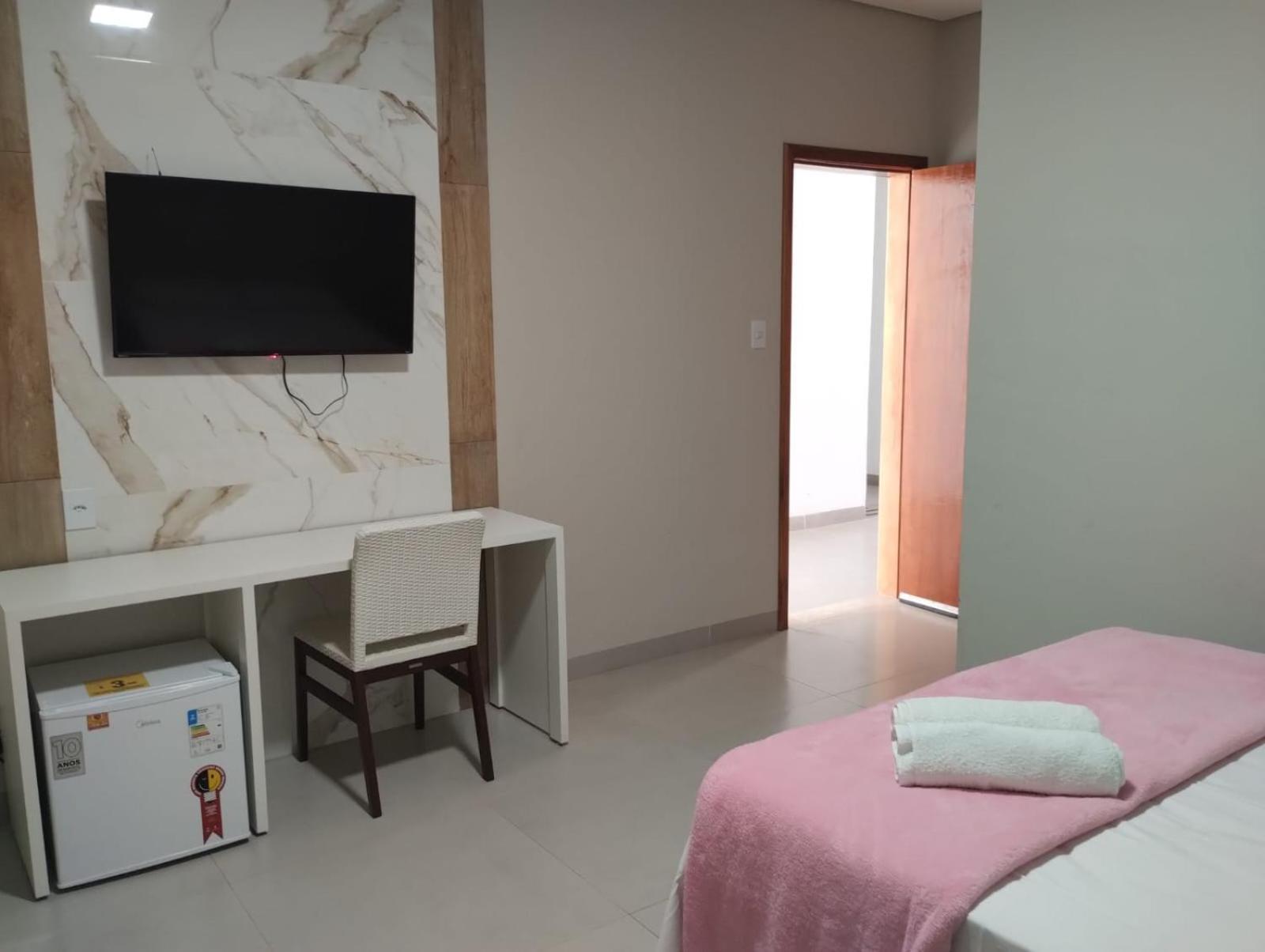 Atlanta Hotel Ibotirama Екстер'єр фото